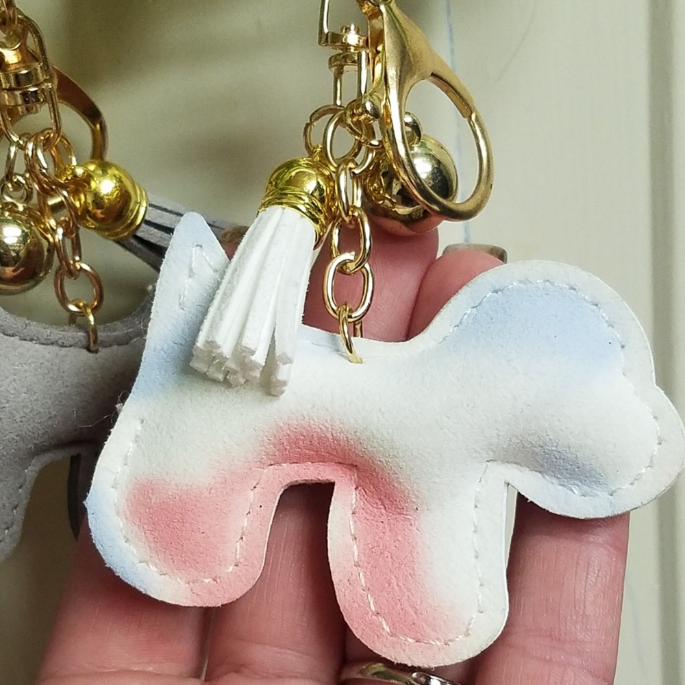 NWT Puffy Puppy Bling Tassel Keychain! 4 Color Choices! - Picture 15 of 16